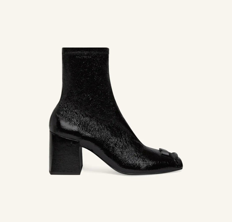 ANKLE BOOTS REEDITION