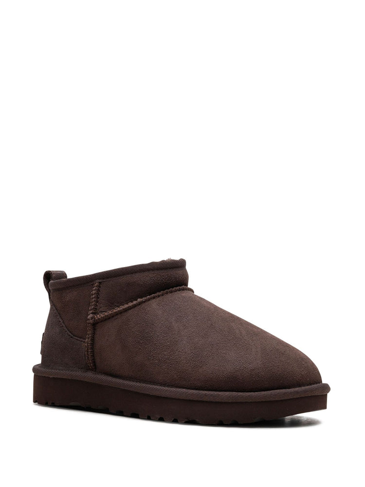 Classic Ultra Mini suede boots