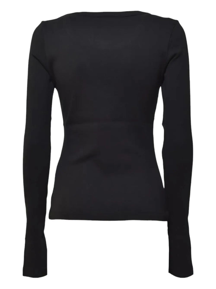 D2 FEMALE PRE-COLLECTION