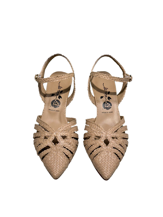 Moritz pointed pumps