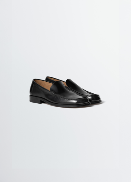 LOAFER