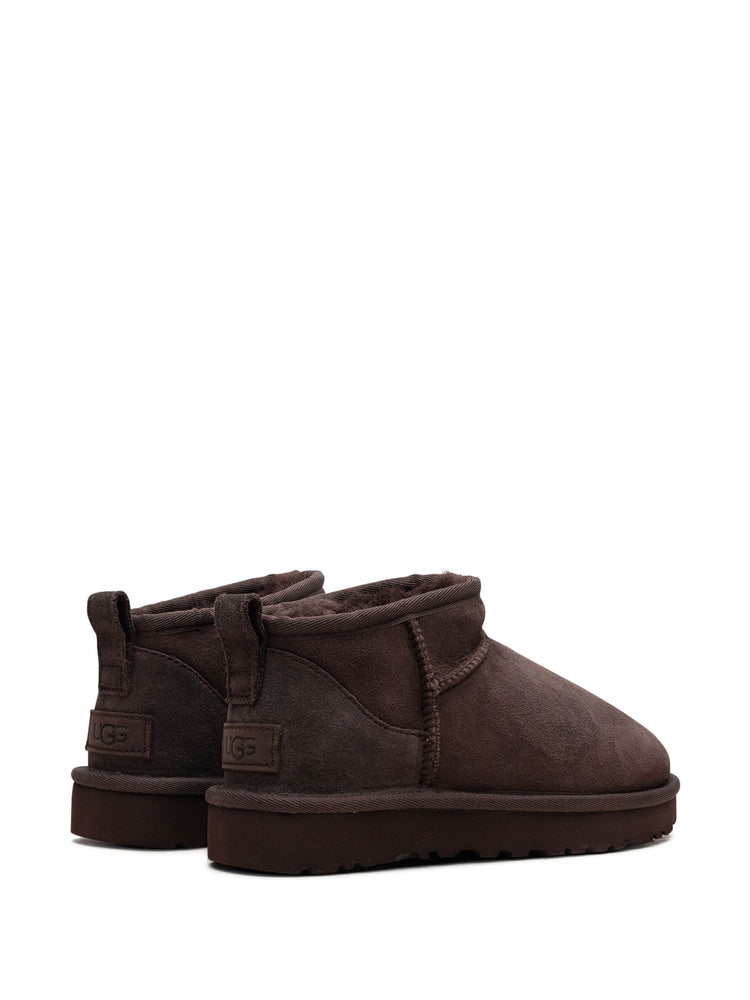 Classic Ultra Mini suede boots