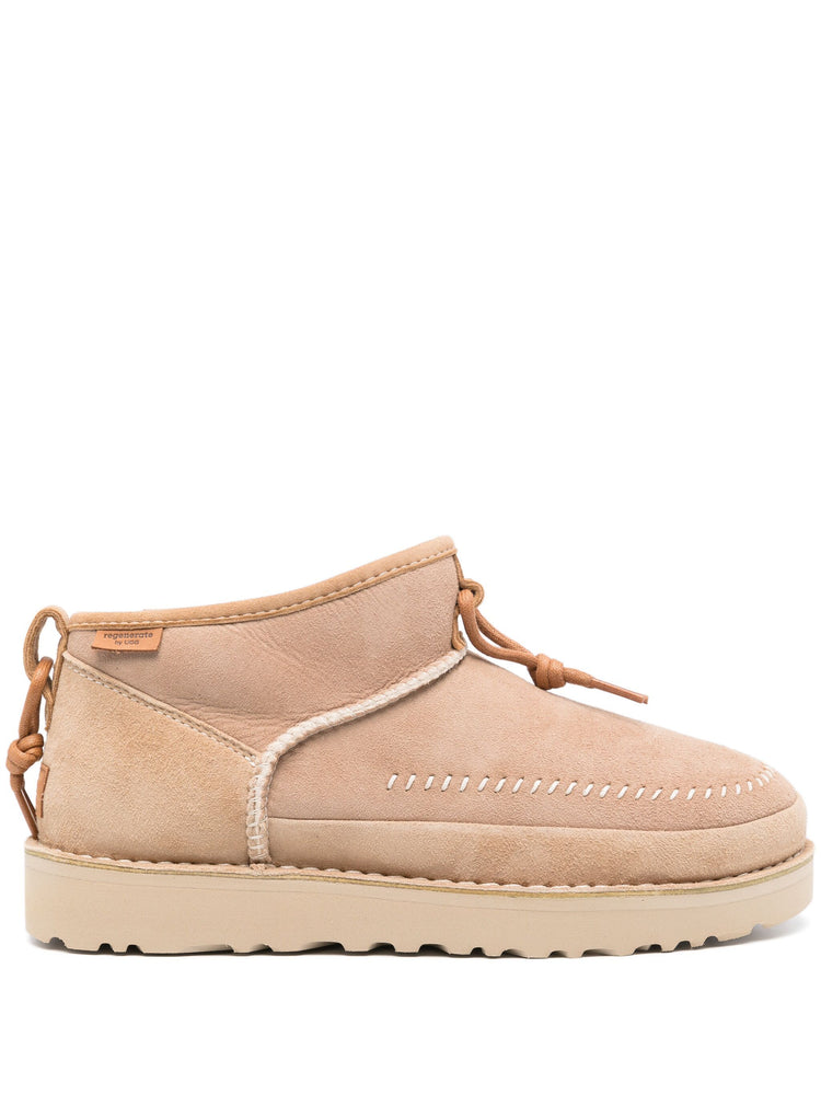 Classic Ultra Mini Crafted Regenerate boots