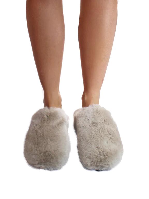 Furry indoor slippers