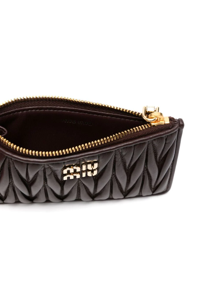 matelassé zipped card holder
