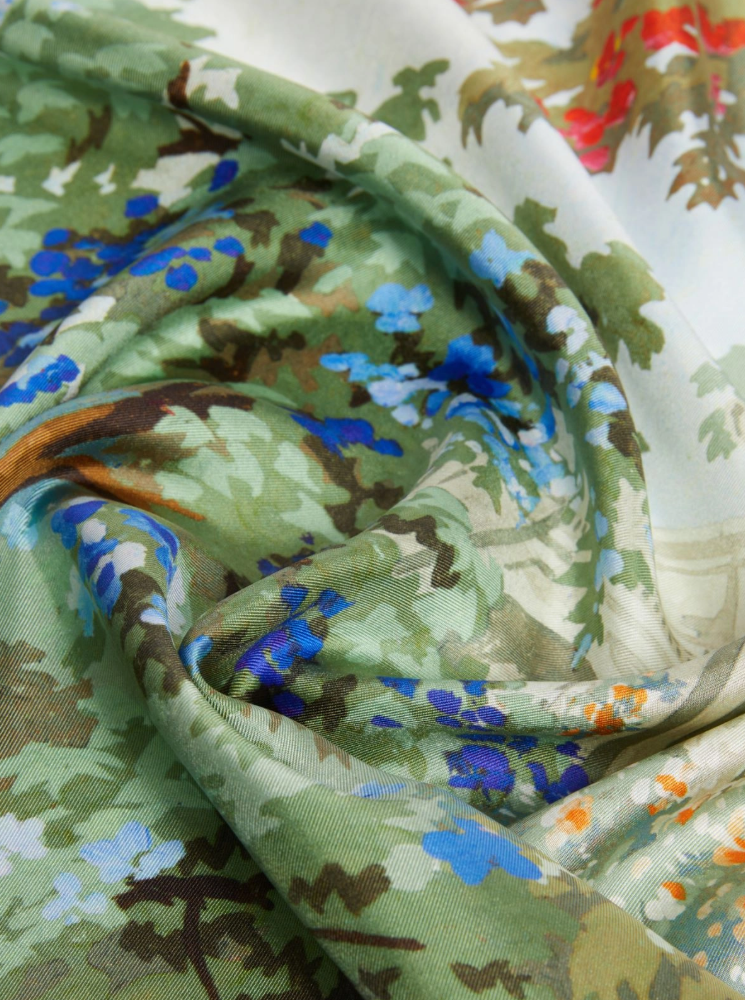 FOULARD