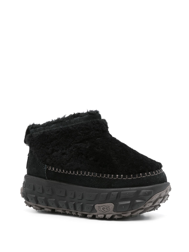 W Venture Daze Ultra Mini Cozy boots
