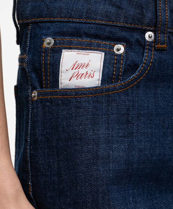 SHORT AVEC ETIQUETTE HERITAGE AMI PARIS