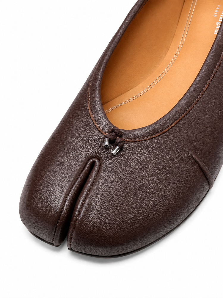 BALLET SHOE