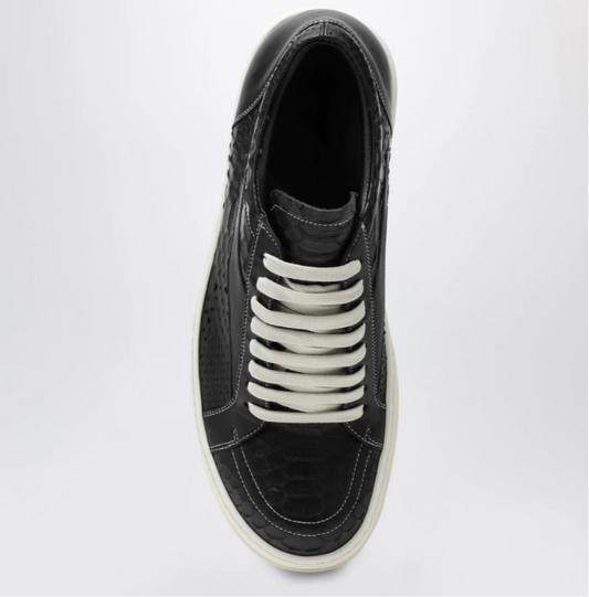 VINTAGE SNEAKS