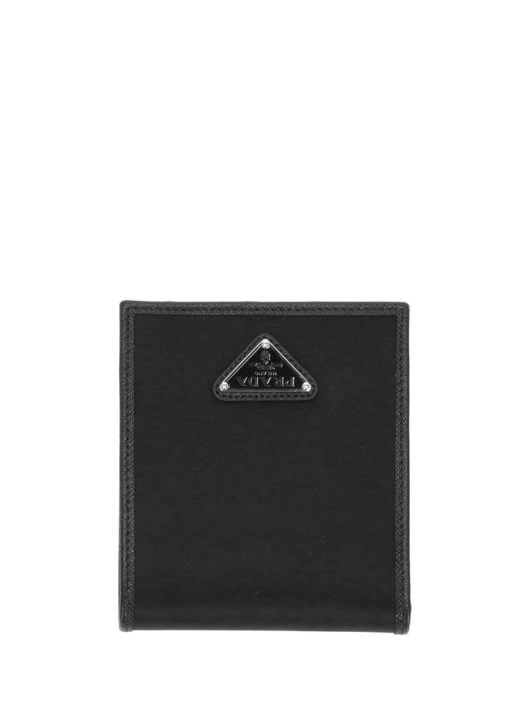 recycled-nylon logo plaque wallet