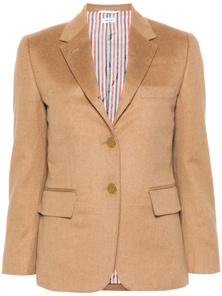 single-breasted blazer