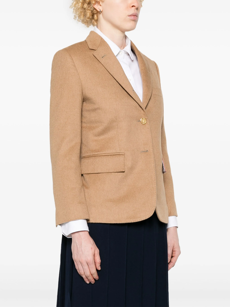 single-breasted blazer