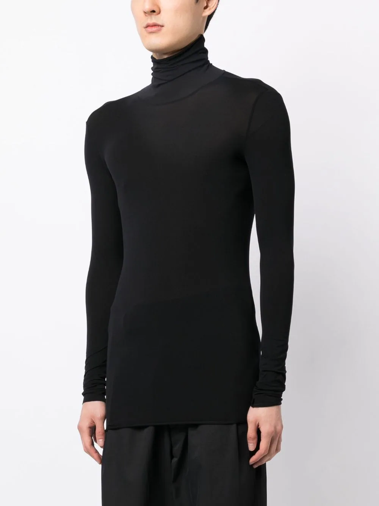 high-neck long-sleeve T-shirt