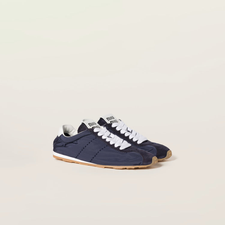 Plume sneakers