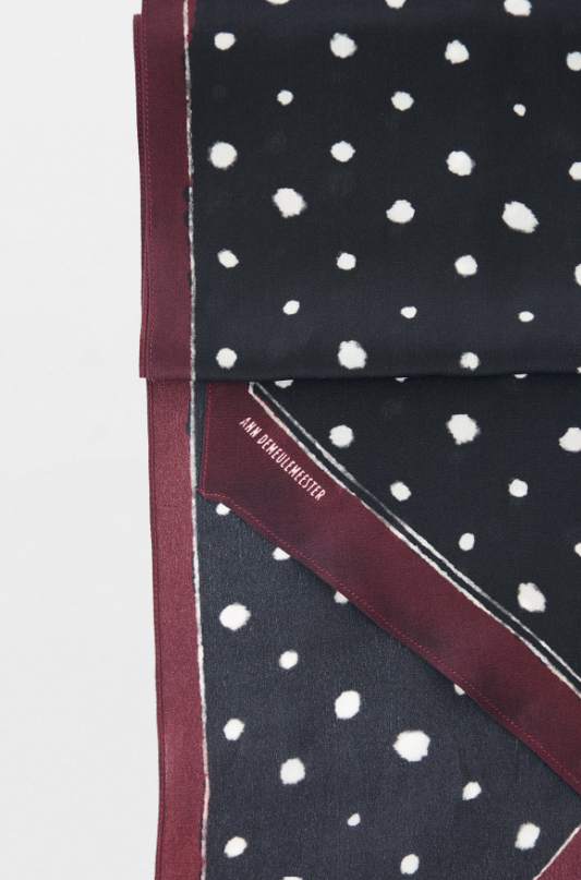 EZO FOULARD WITH "LIQUID POIS" PRINT (23X163 CM) P