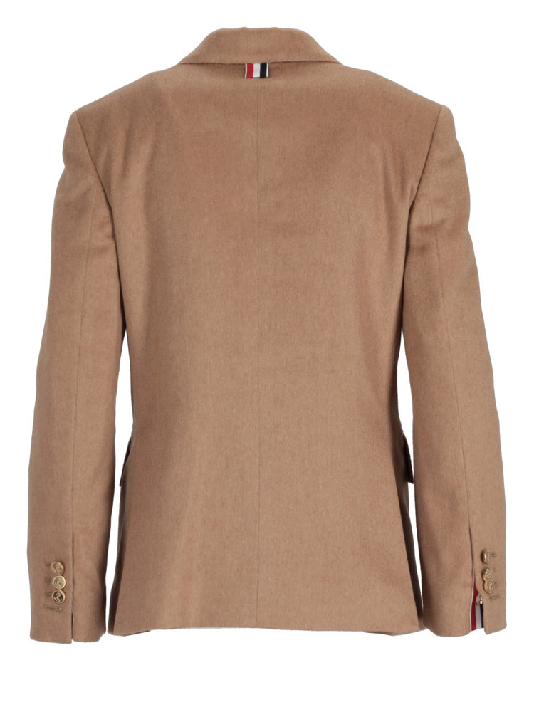 single-breasted blazer