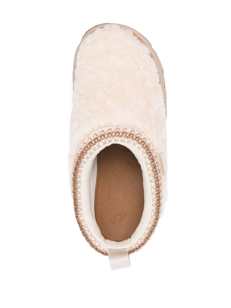 Venture Daze Cozy slippers