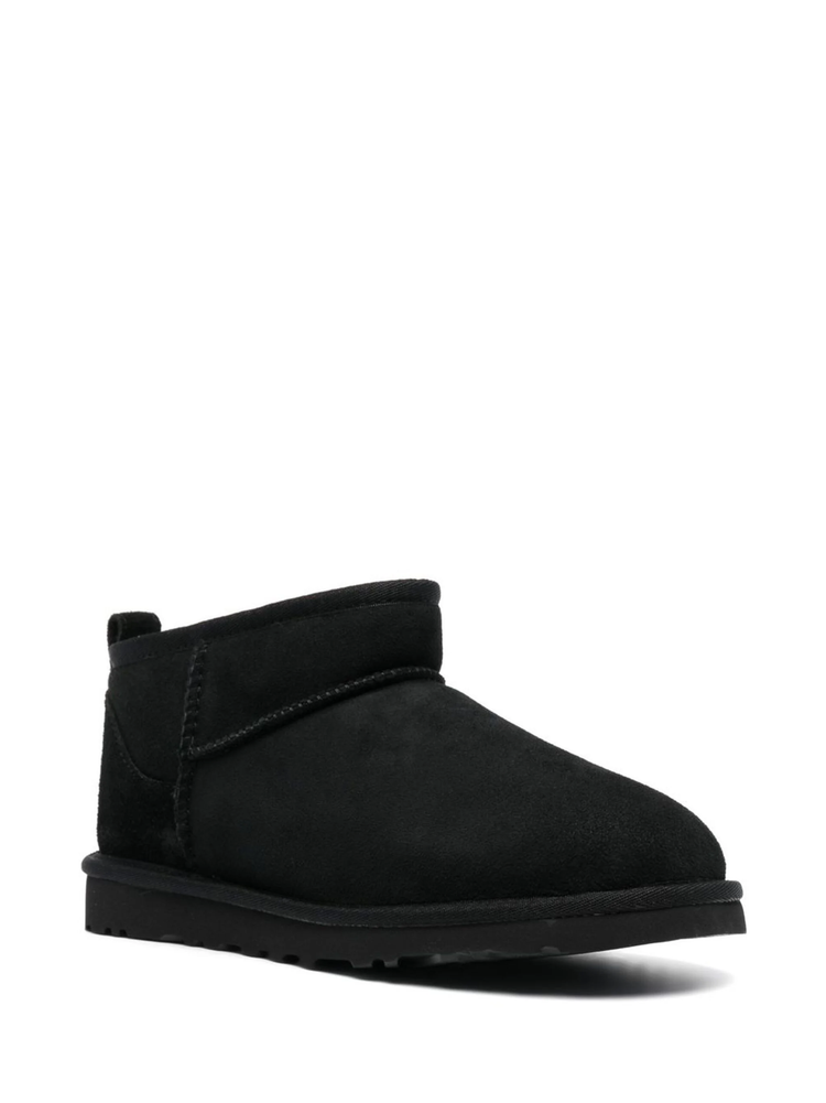 Classic Ultra Mini suede boots
