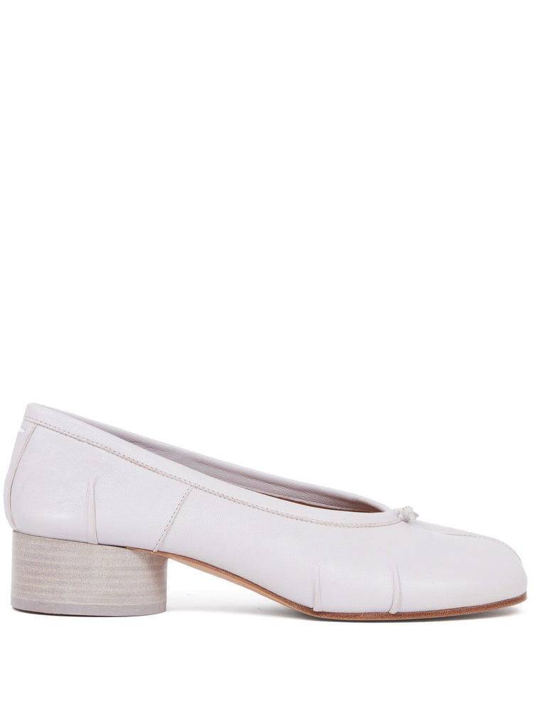 BALLET SHOE