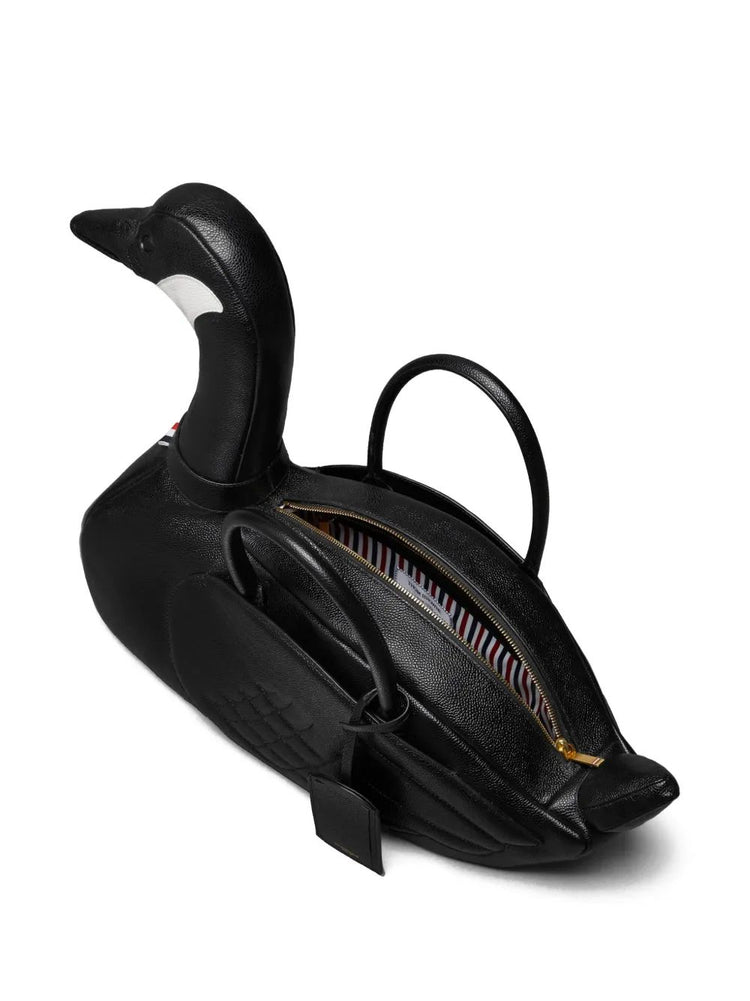 GOOSE BAG IN PEBBLE GRAIN LEATHER