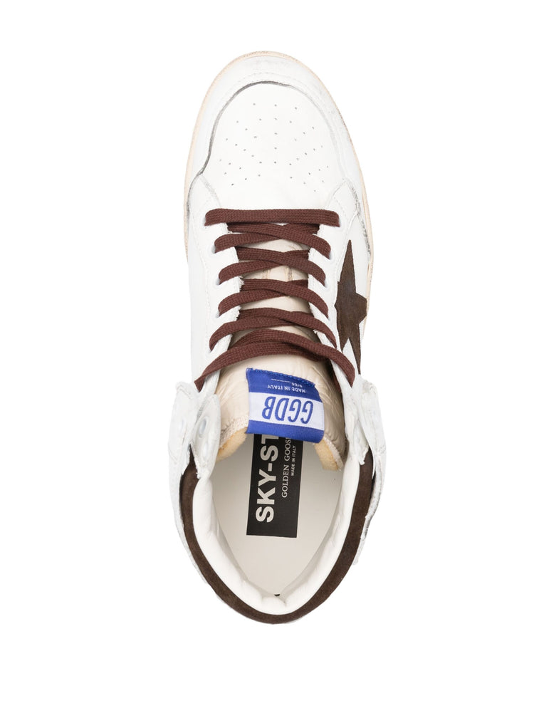 SKY STAR NAPPA UPPER AND SPUR NYLON TONGUE SUEDE STAR
