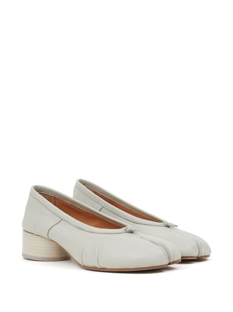BALLET SHOE