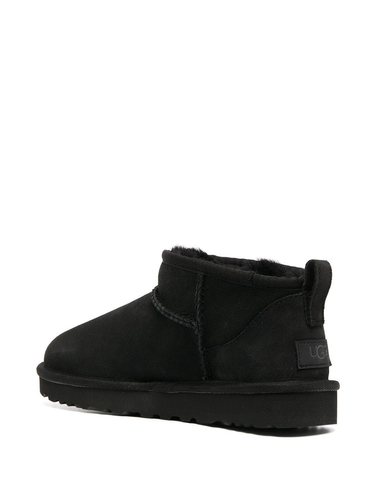 Classic Ultra Mini suede boots