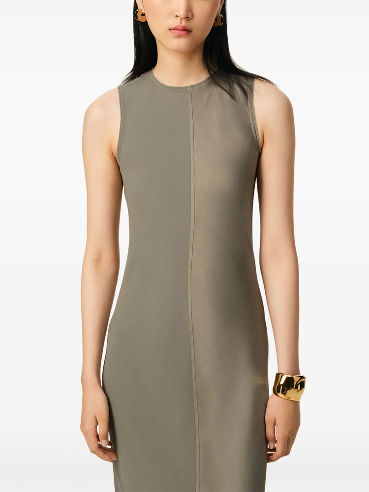 sleeveless maxi dress