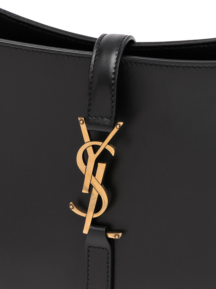 YSL BO MNG LE 5A7 QUEENS CA