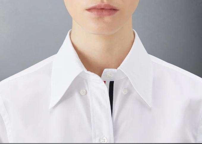 THIGH LENGTH POINT COLLAR SHIRTDRESS W/ RWB GROSGRAIN PLACKET IN SOLID POPLIN