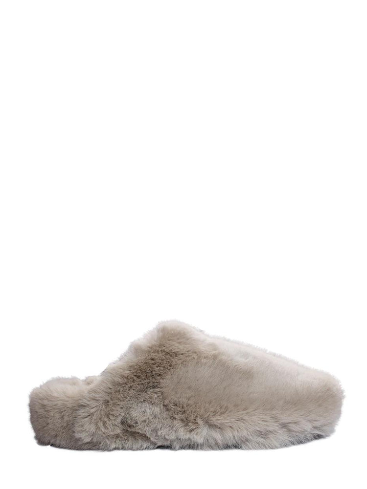 Furry indoor slippers