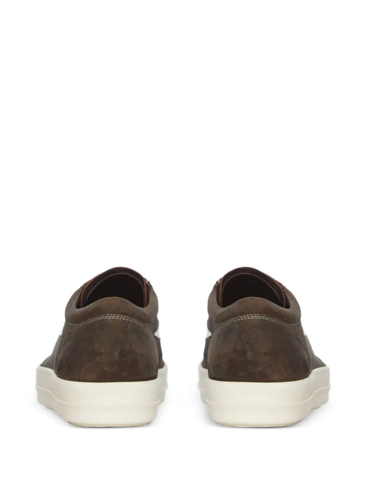 VINTAGE SNEAKS