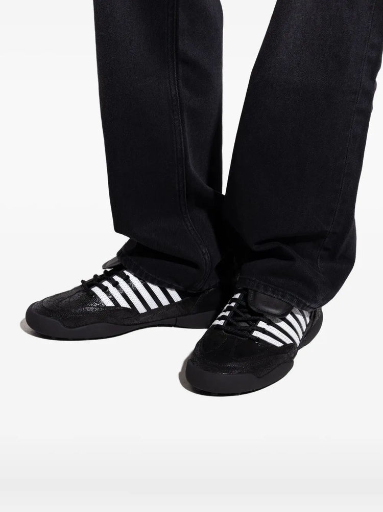 Lace-Up Low Top Sneakers