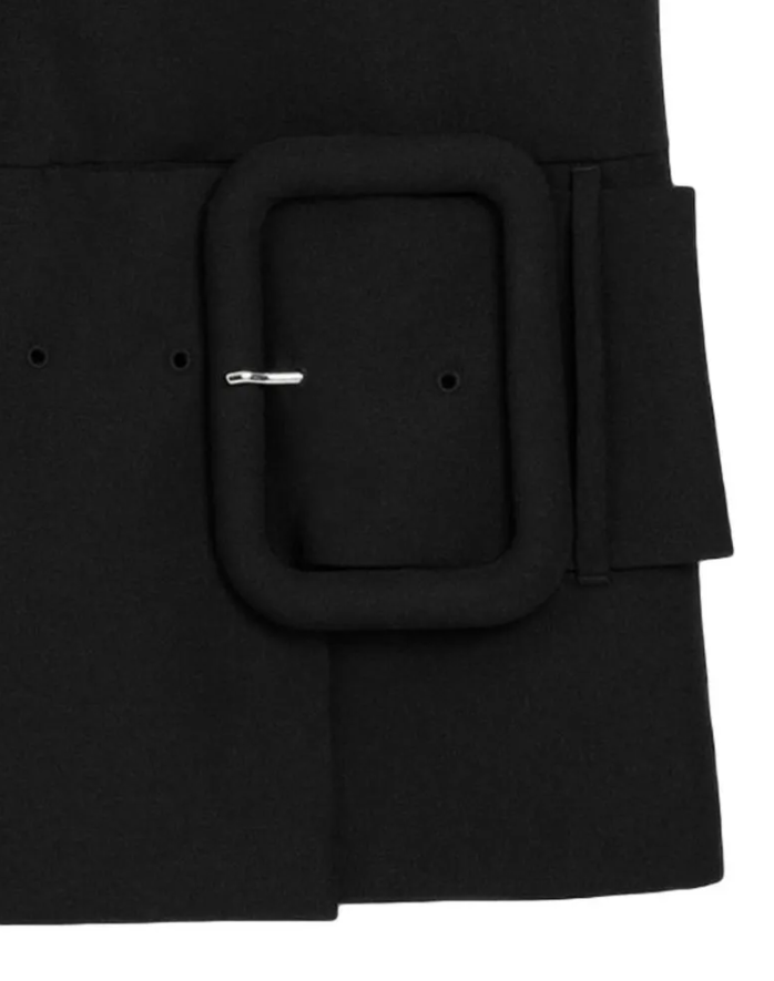 ROBE MINI AVEC CEINTURE A GROSSE BOUCLE