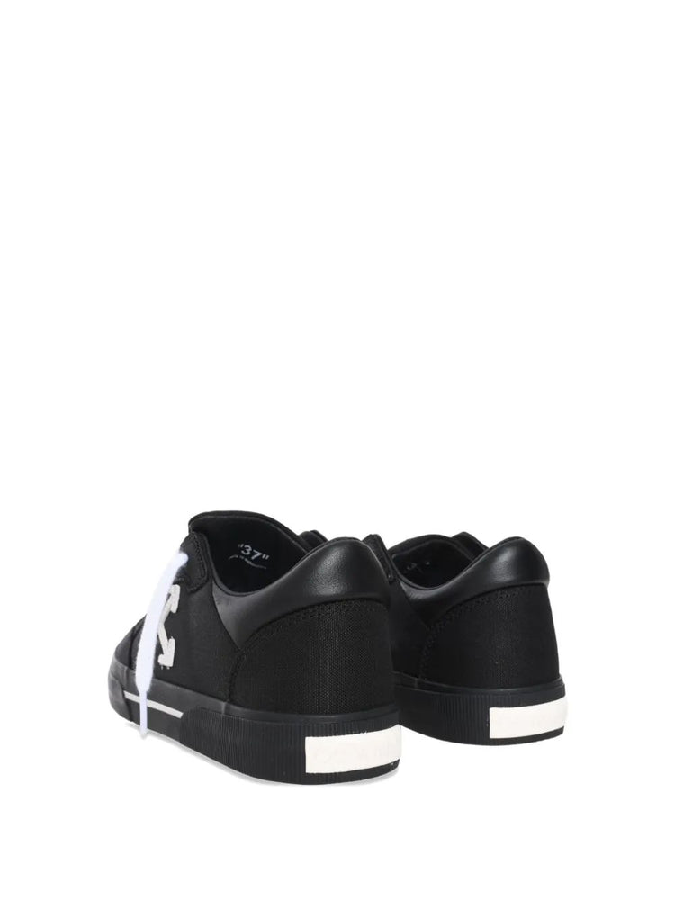 VULC LOW BLACK - WHITE