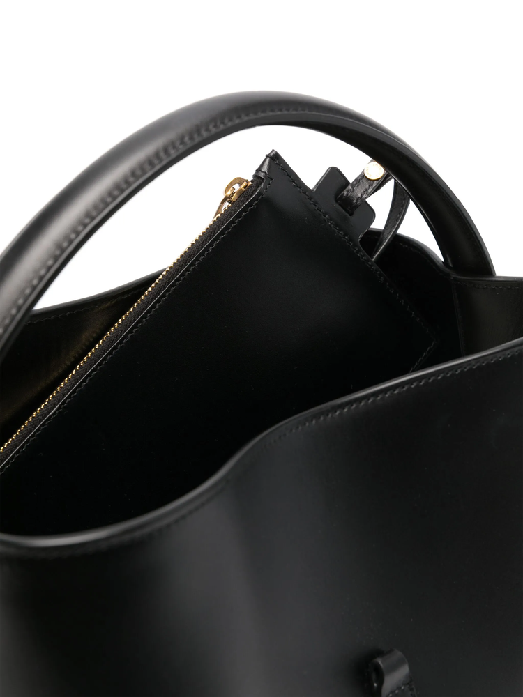 Le 37 bucket bag