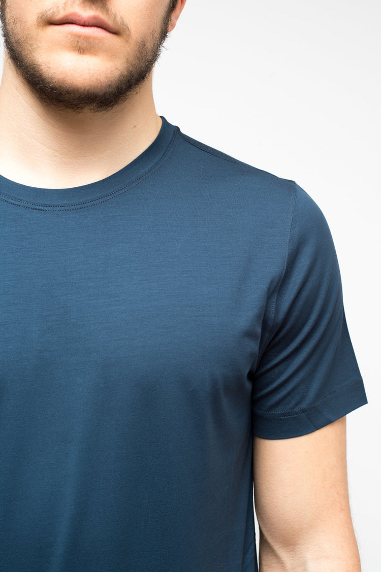 classic fitted t-shirt denim color