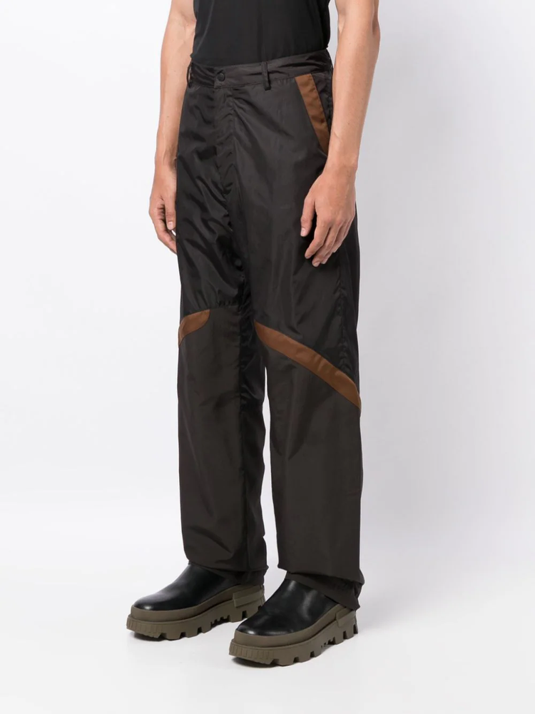 panelled straight-leg cargo trousers
