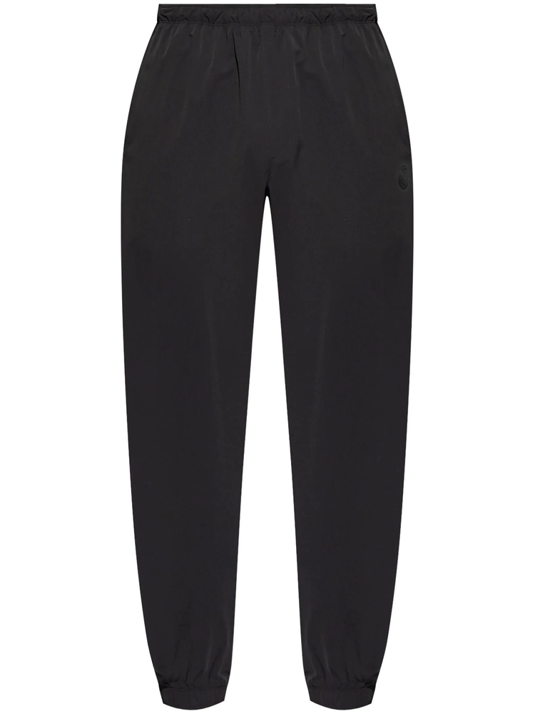 tapered trousers