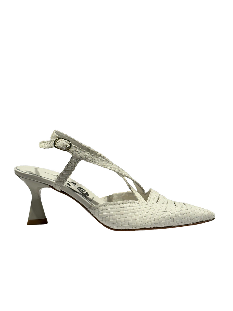 Moritz pointed pumps