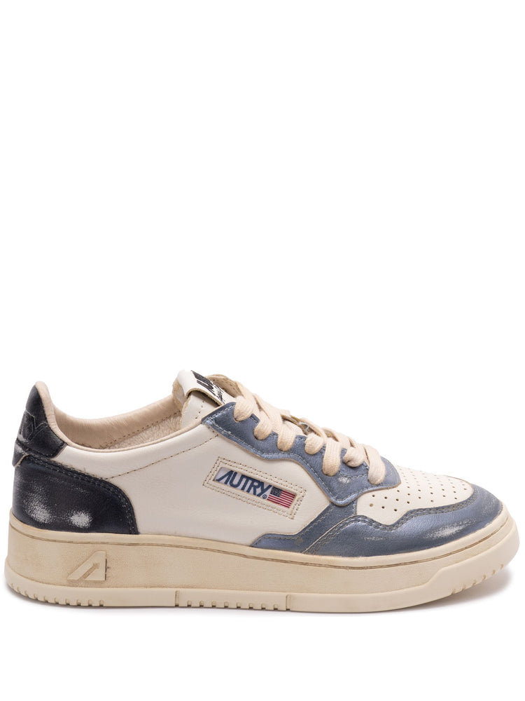 Medalist sneakers