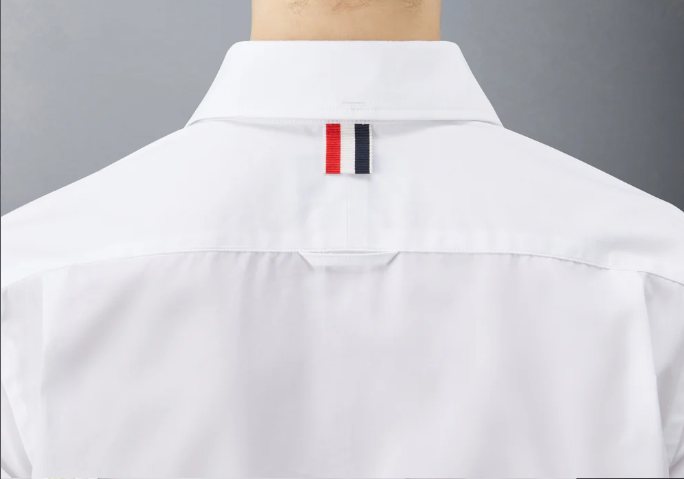 THIGH LENGTH POINT COLLAR SHIRTDRESS W/ RWB GROSGRAIN PLACKET IN SOLID POPLIN