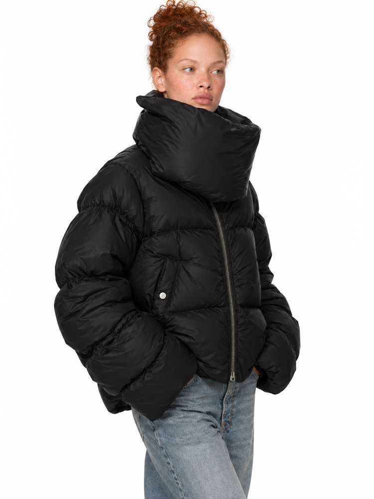 FUNNEL NECK