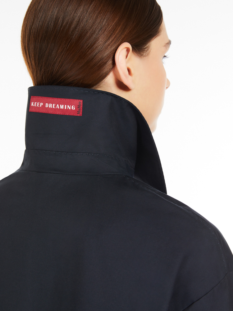 Zeno short trench coat in water-repellent twill