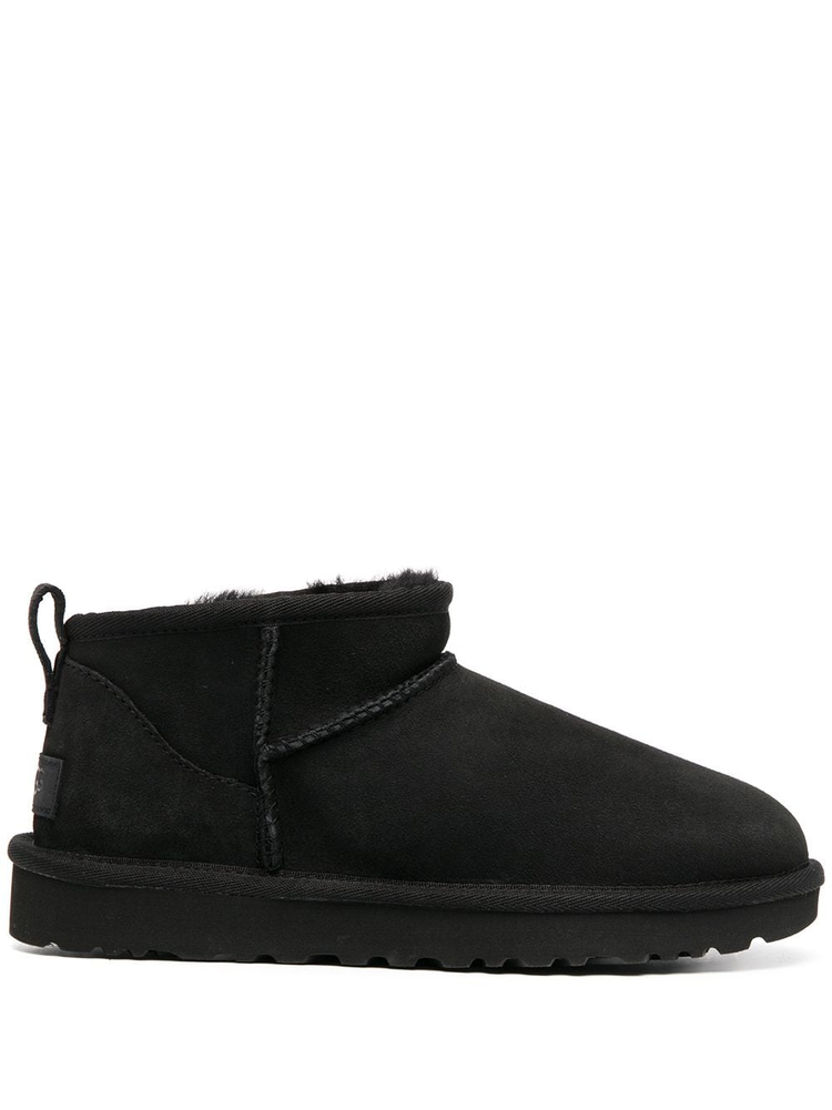 Classic Ultra Mini suede boots