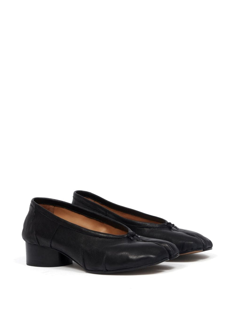 BALLET SHOE