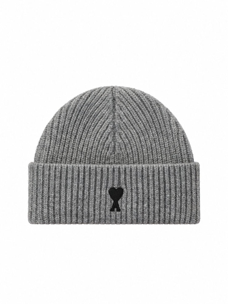 BEANIE WITH CONTRASTED AMI DE COEUR