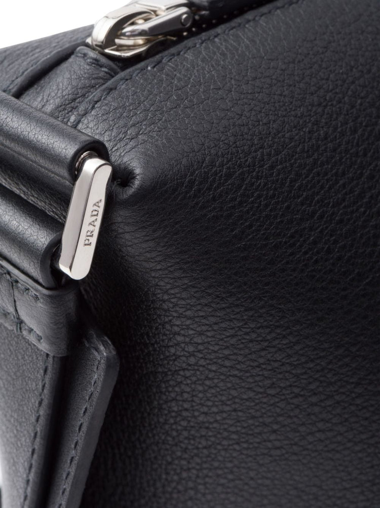 logo-stamp leather shoulder bag