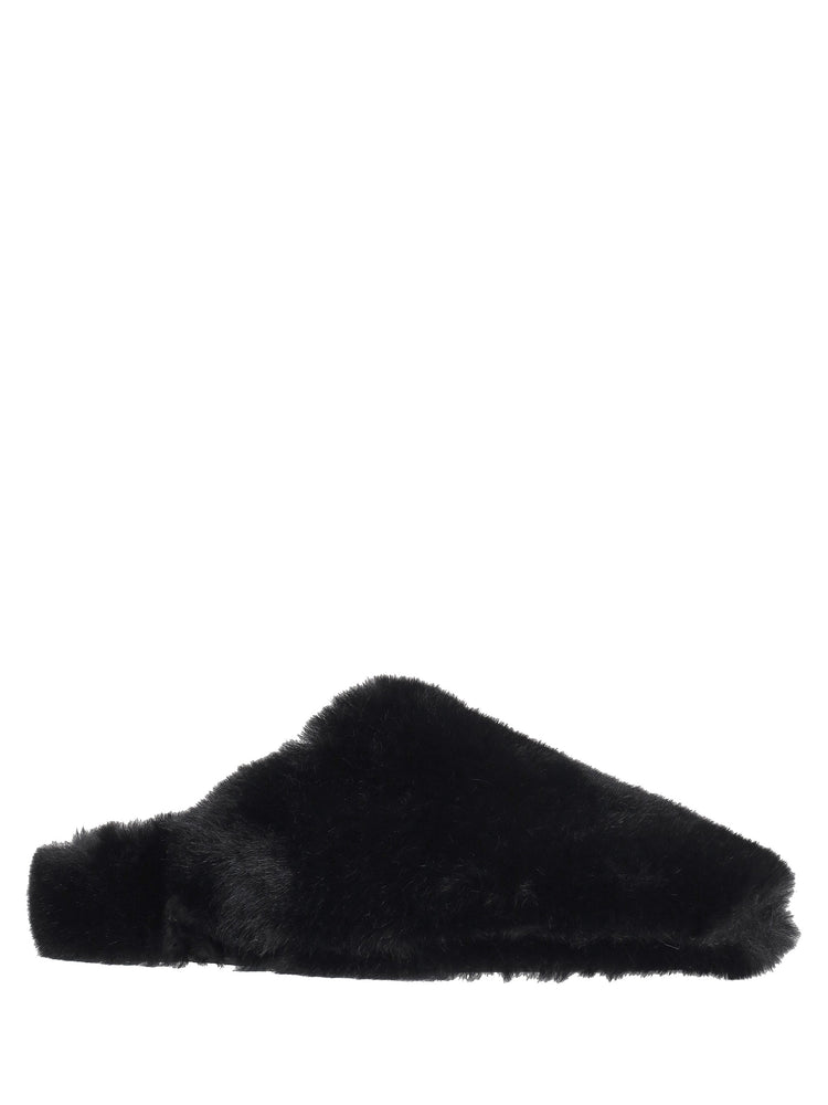 Furry indoor slippers